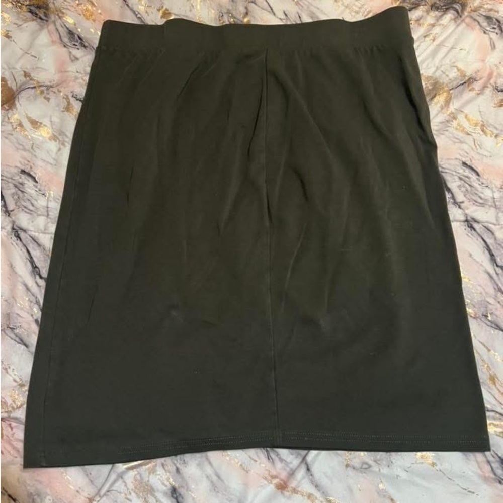 Elegant Black Women's Skirt